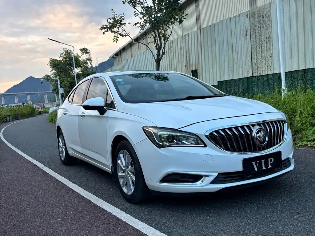 Buick Verano — миниатюра 3