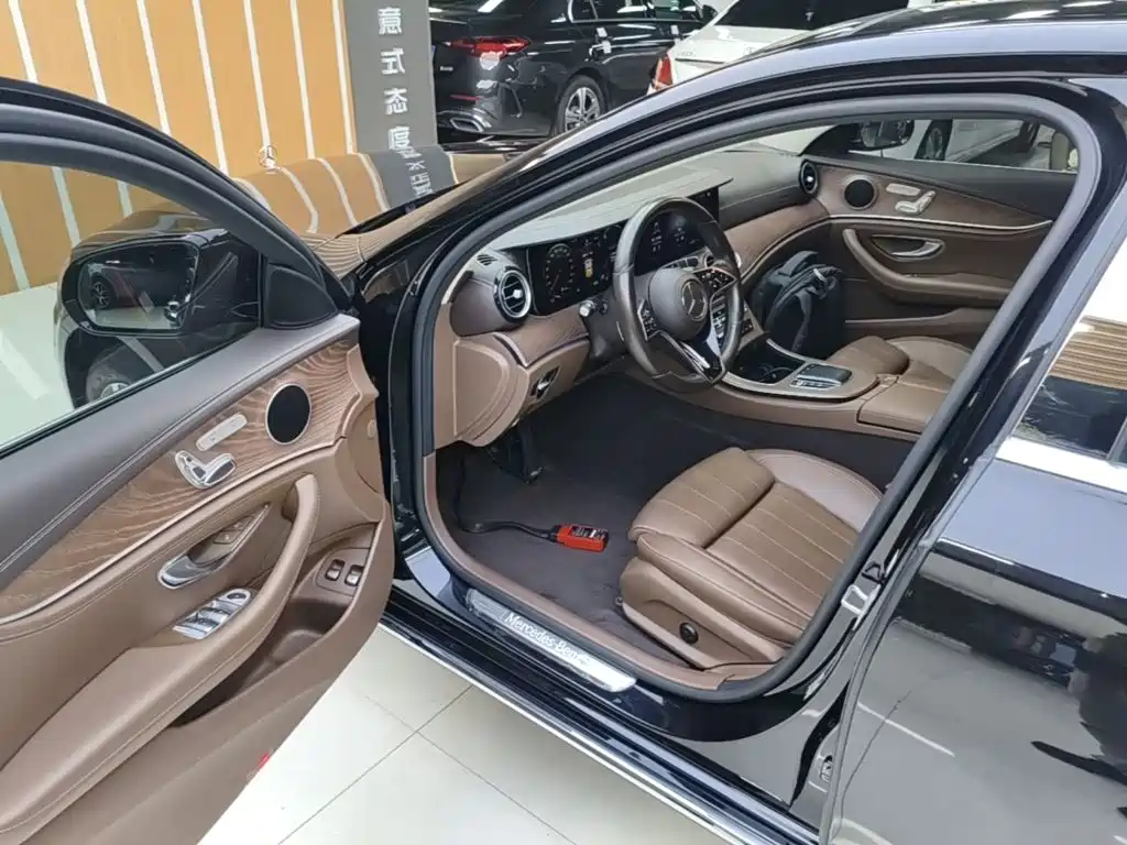 Mercedes-Benz E-Class New Energy — миниатюра 16