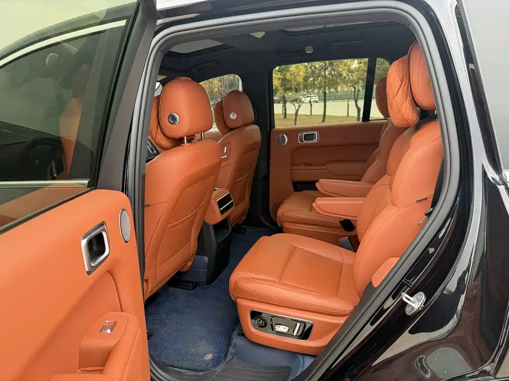 Li Auto Li L8 — миниатюра 7
