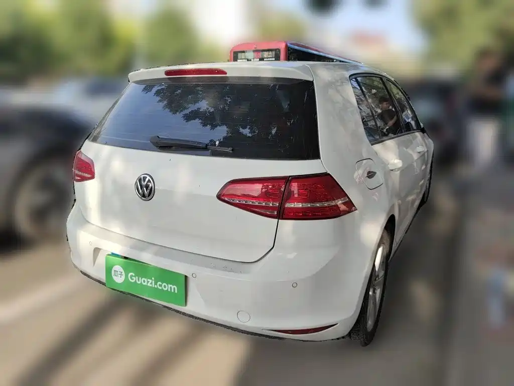 Volkswagen Golf — миниатюра 4