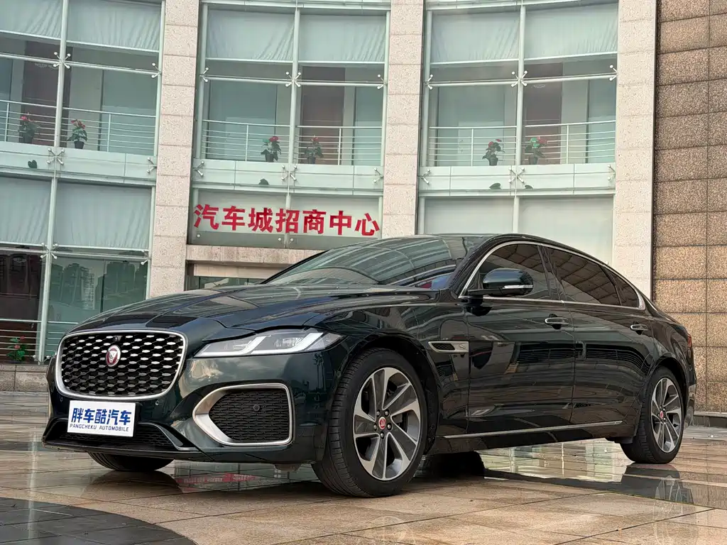 Купить Jaguar XFL