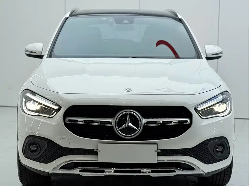 Mercedes-Benz GLA — миниатюра 3
