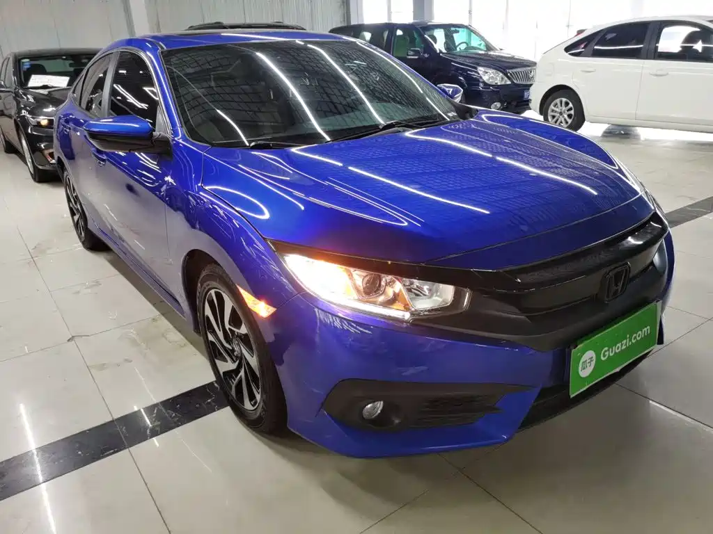Honda Civic — миниатюра 4
