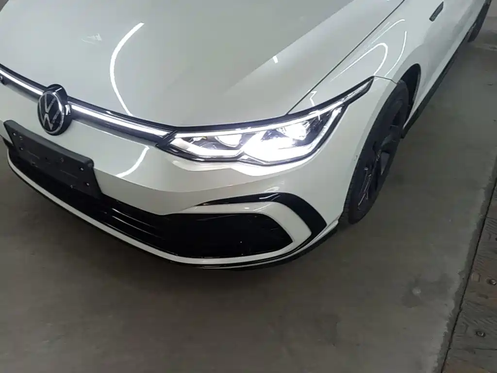Volkswagen Golf — миниатюра 24