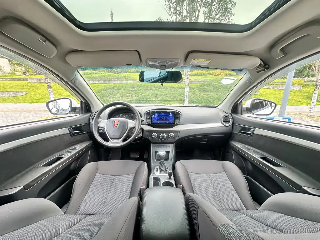Roewe 350 1.5L Auto Luxury Sunroof Edition, фото 38