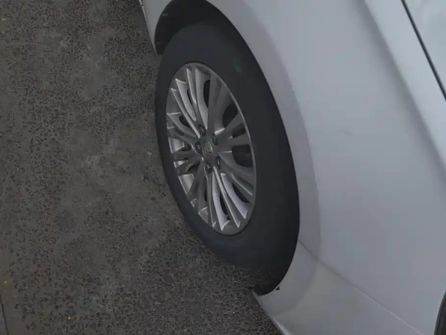 Buick Excelle — миниатюра 6
