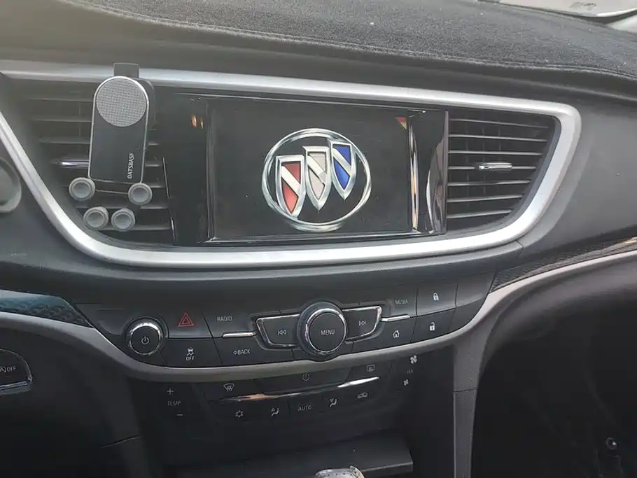Buick Excelle — миниатюра 13