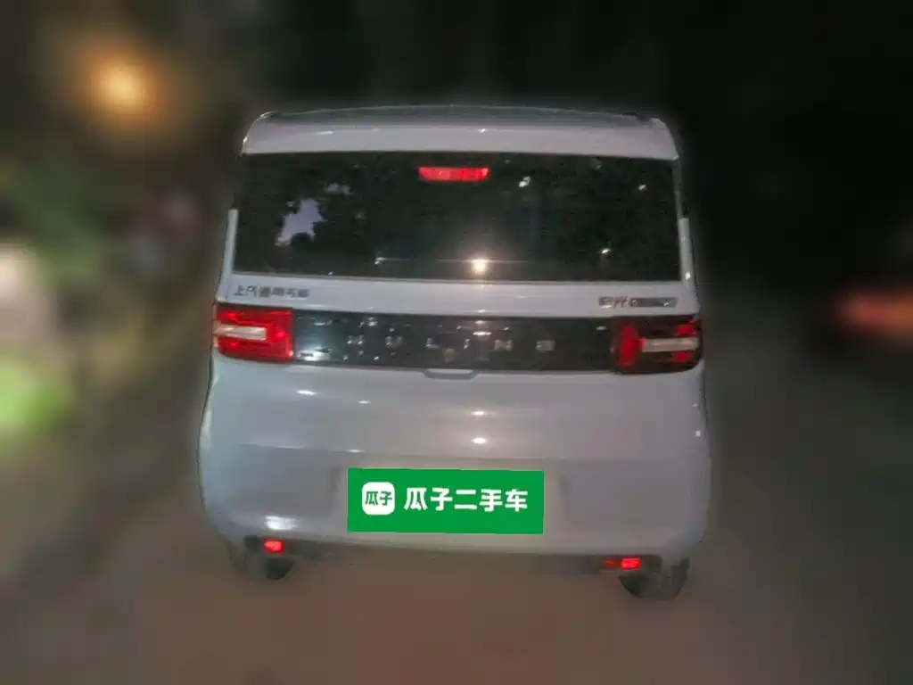 Wuling MINIEV — миниатюра 4