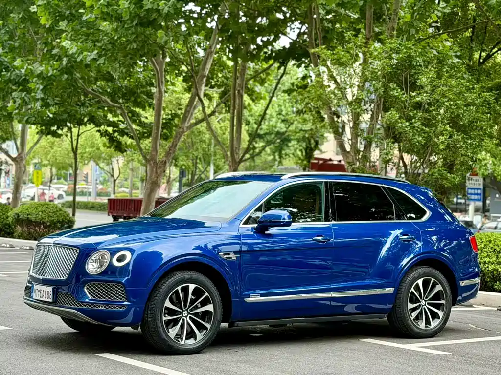 Купить Bentley Bentayga