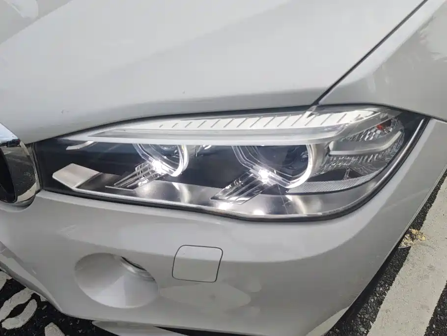 BMW X6 — миниатюра 5