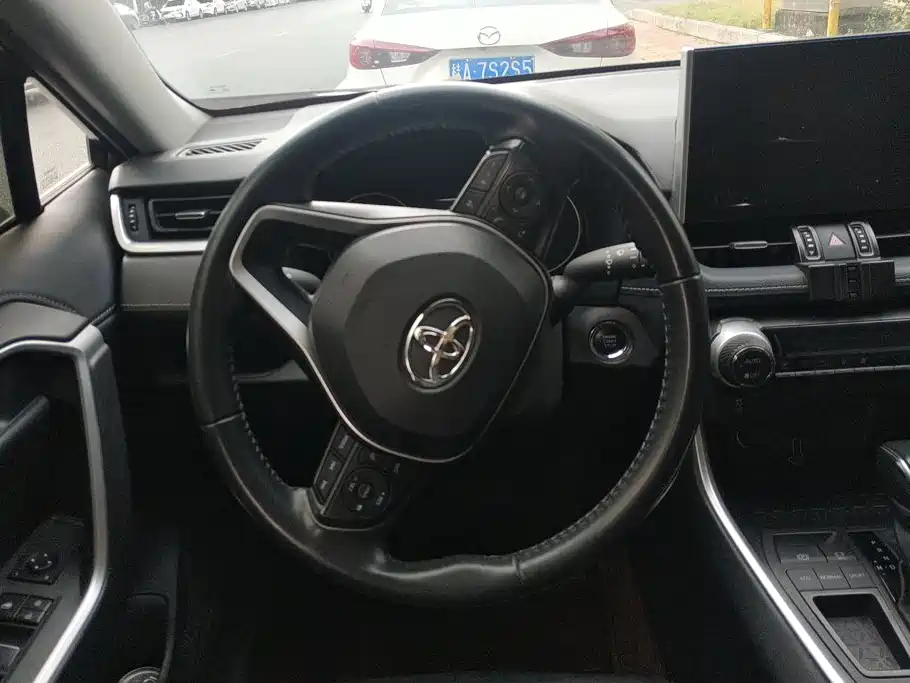 Toyota Wildlander — миниатюра 15