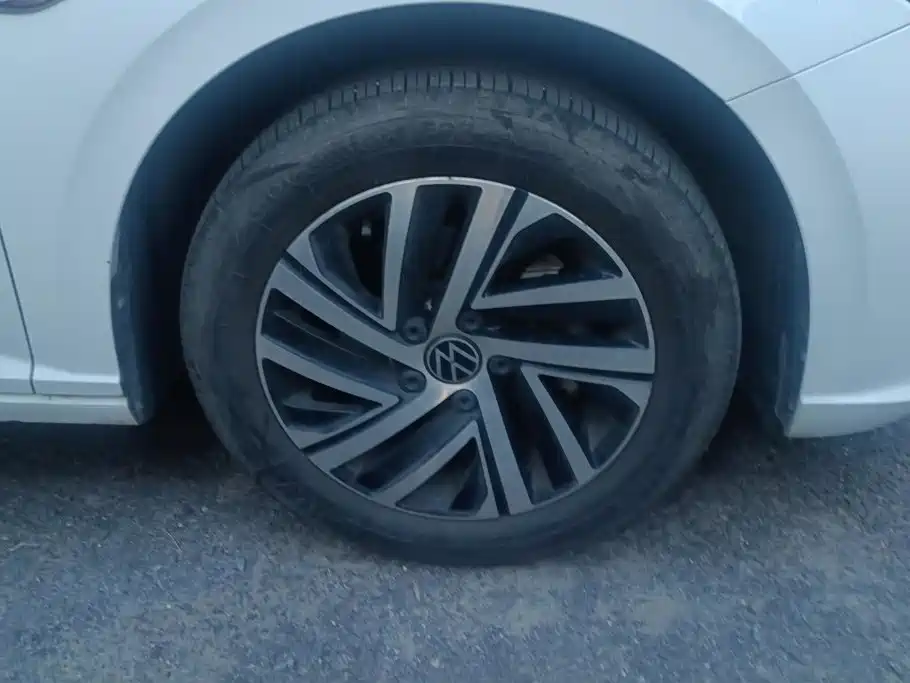 Volkswagen Lavida — миниатюра 6