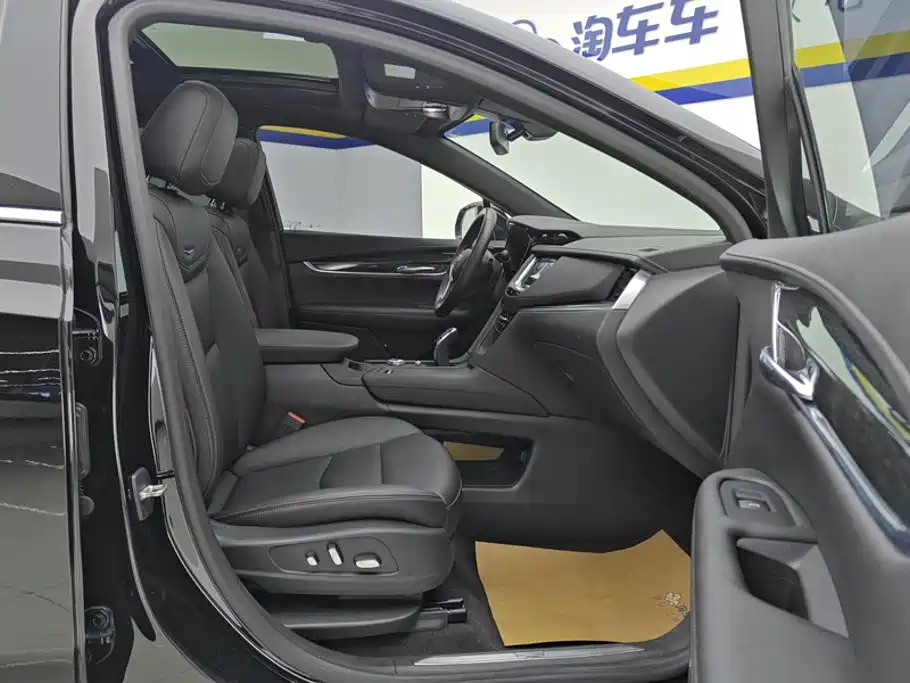 Cadillac XT5 — миниатюра 8