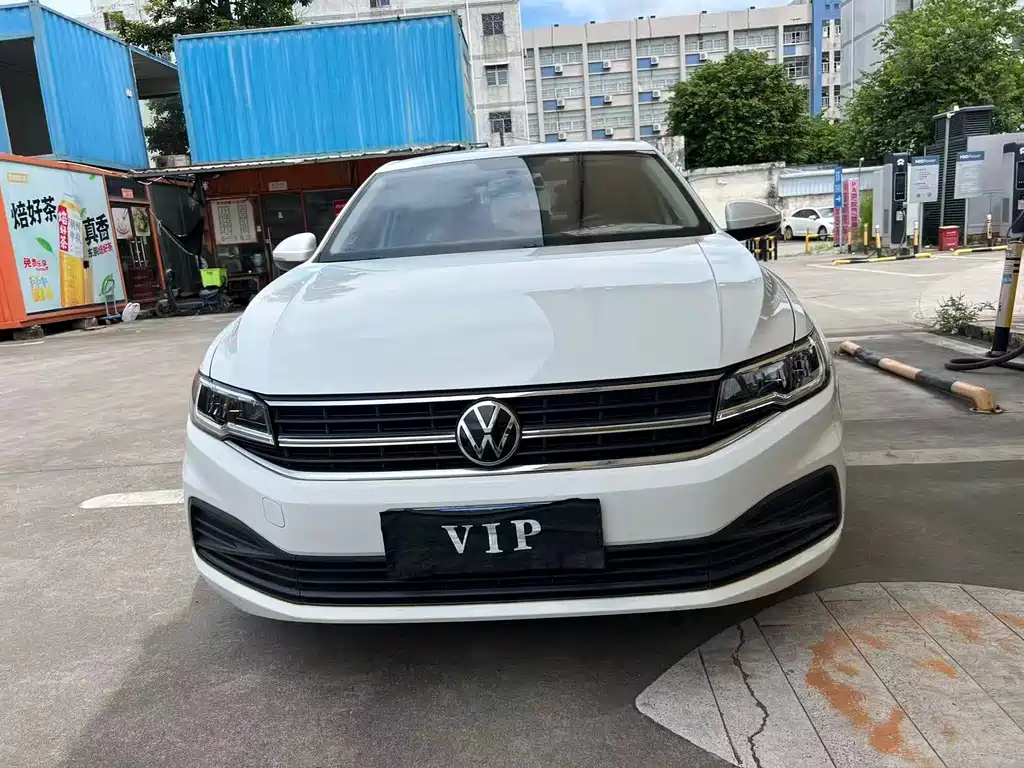 Volkswagen Bora — миниатюра 2