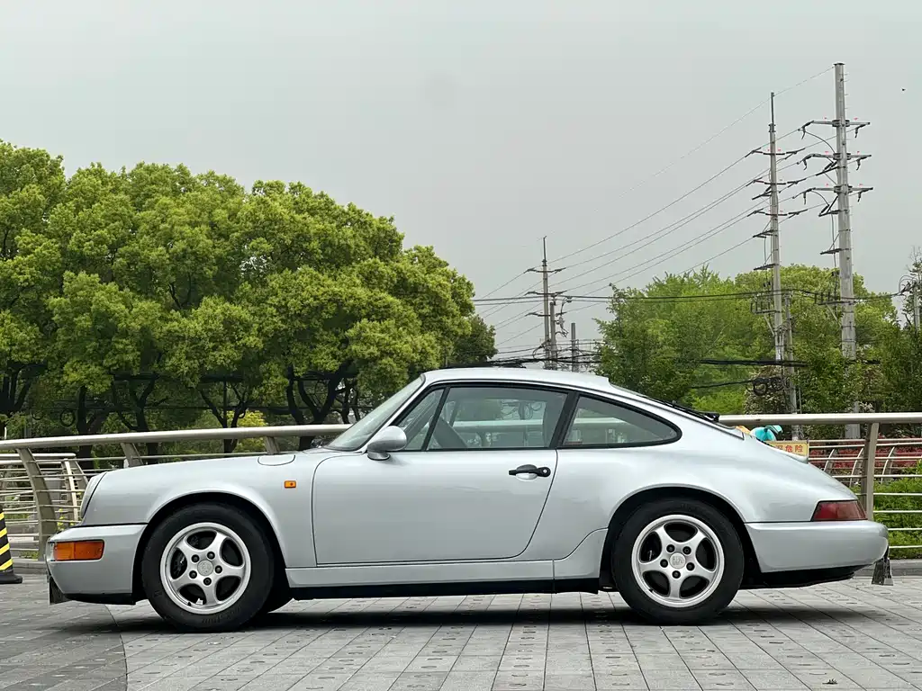 Porsche 911 1989 Carrera2 3.6L