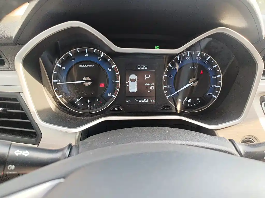 Geely Vision X3 — миниатюра 5