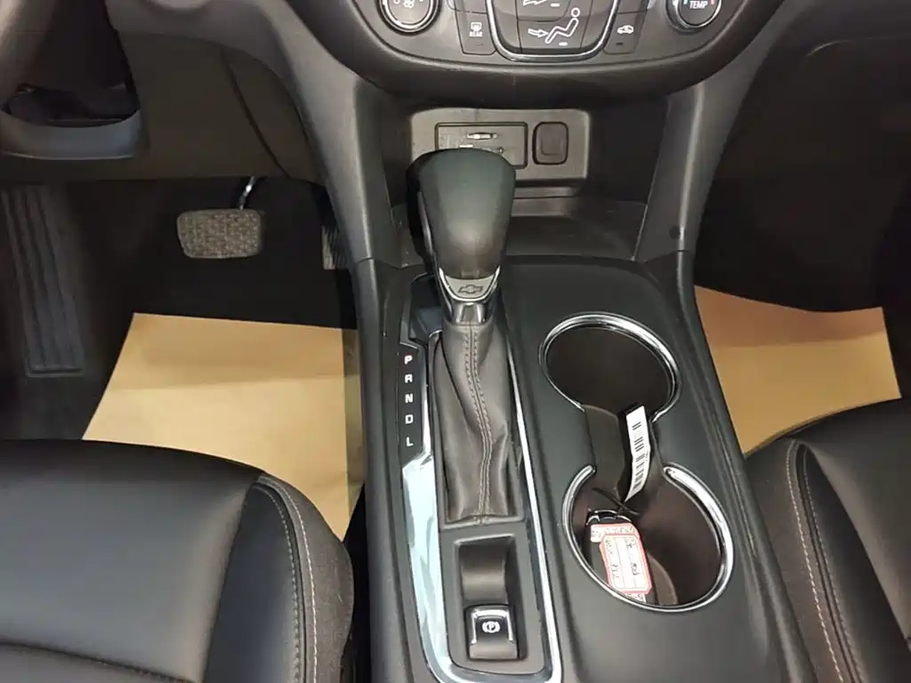 Chevrolet Equinox — миниатюра 14