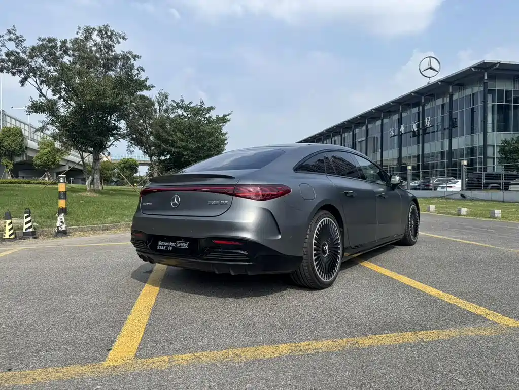 Mercedes-Benz EQS AMG — миниатюра 28