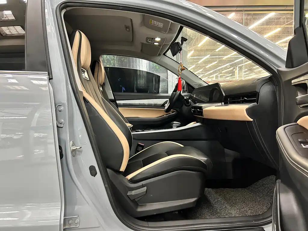 Geely Haoyue PRO — миниатюра 7