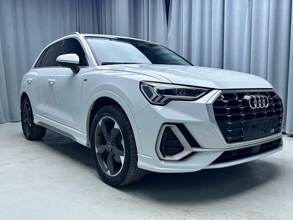 Audi Q3 2022 35 TFSI Fashion