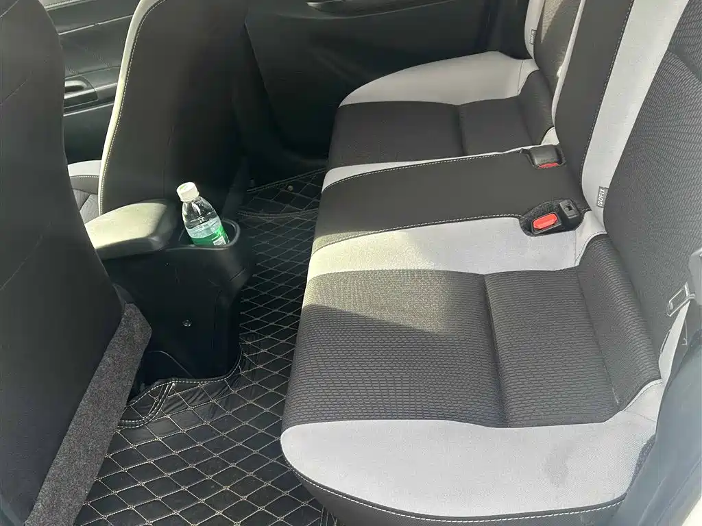 TOYOTA YARIS L ZHIXUAN