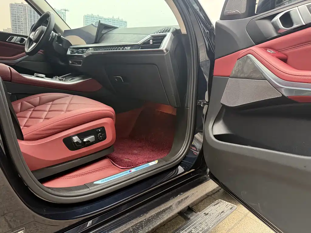 BMW X5 2026 xDrive 30Li Premium M Sport