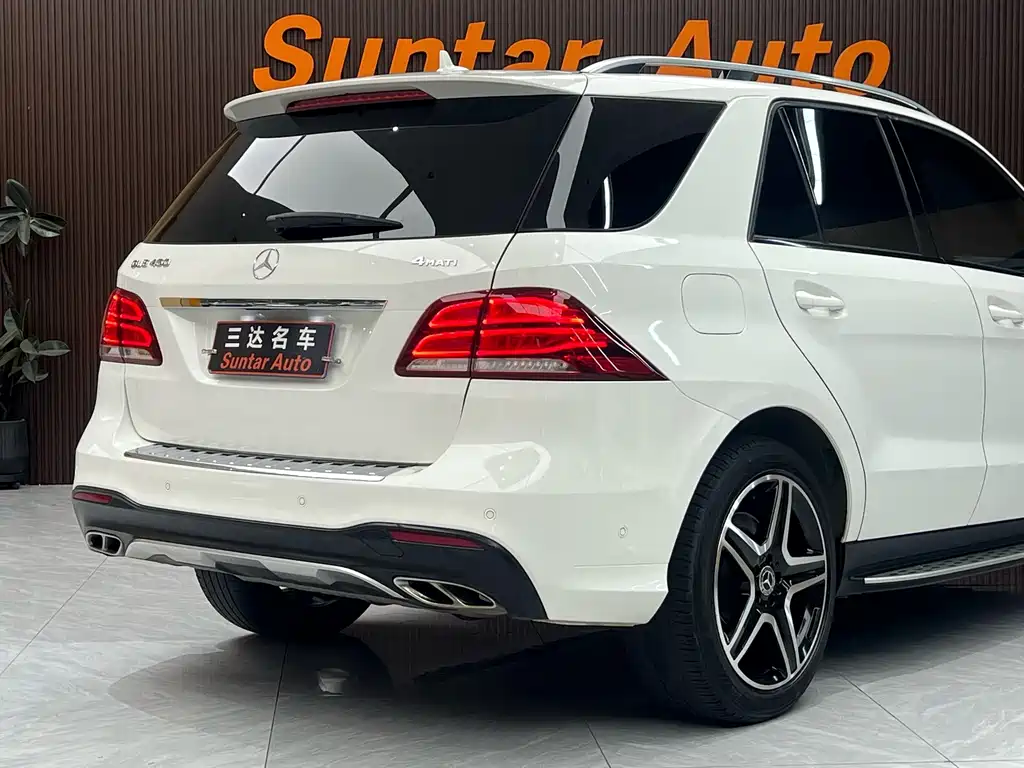 Mercedes-Benz GLE (Import) — миниатюра 18