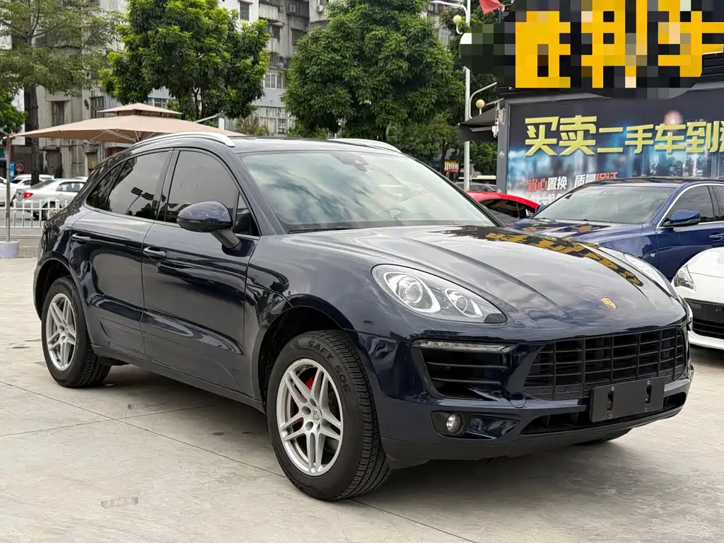 Porsche Macan — миниатюра 3