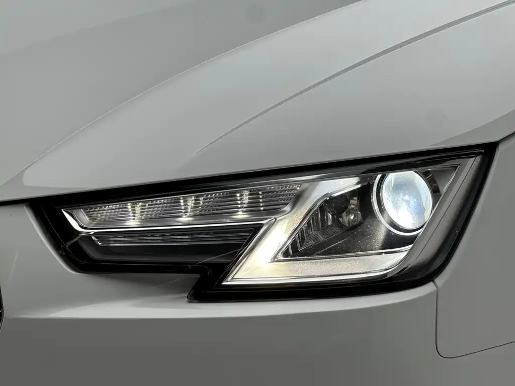 Audi A4L — миниатюра 17