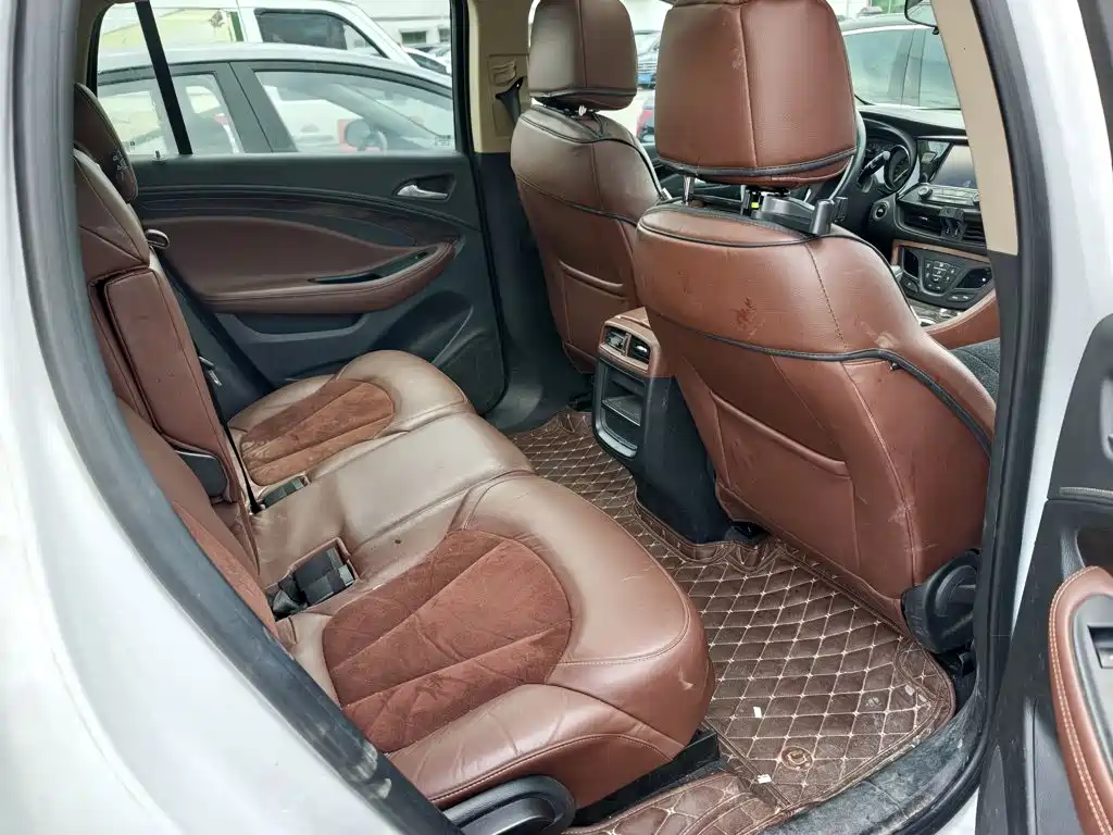 Buick Envision Plus — миниатюра 13