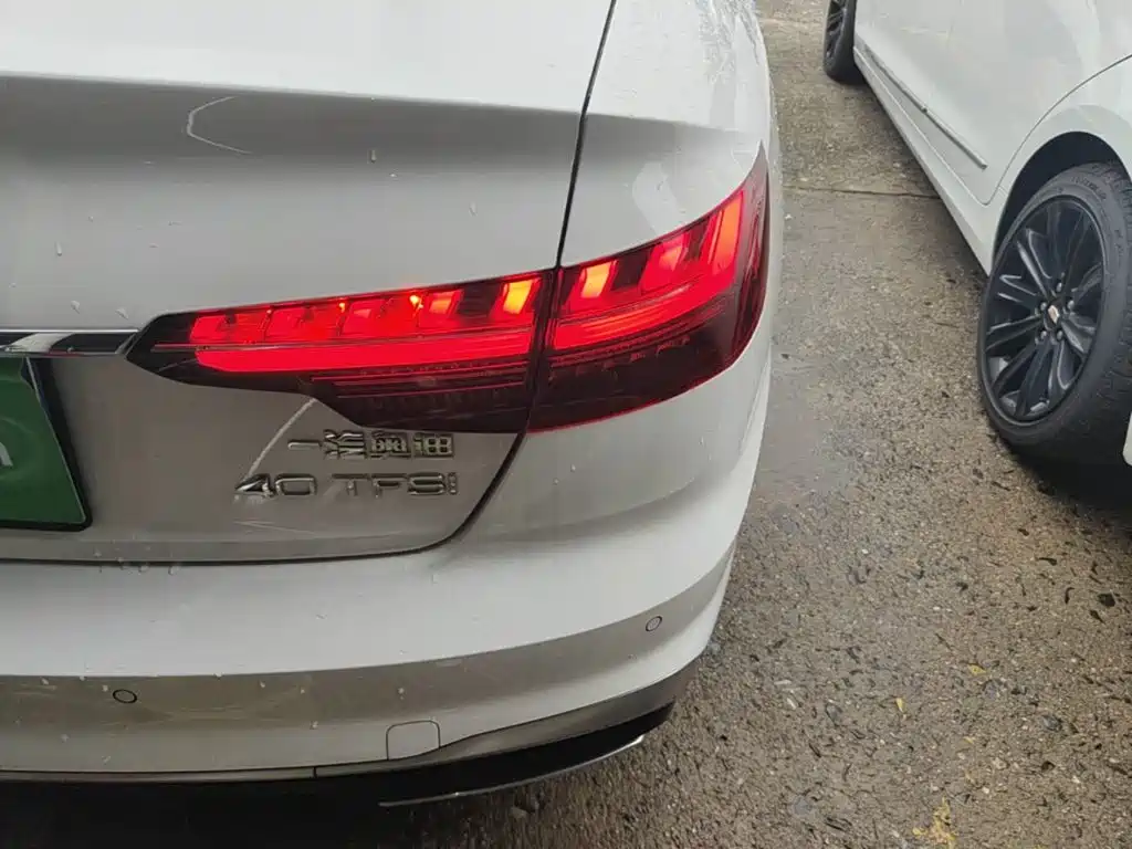 Audi A4L — миниатюра 8