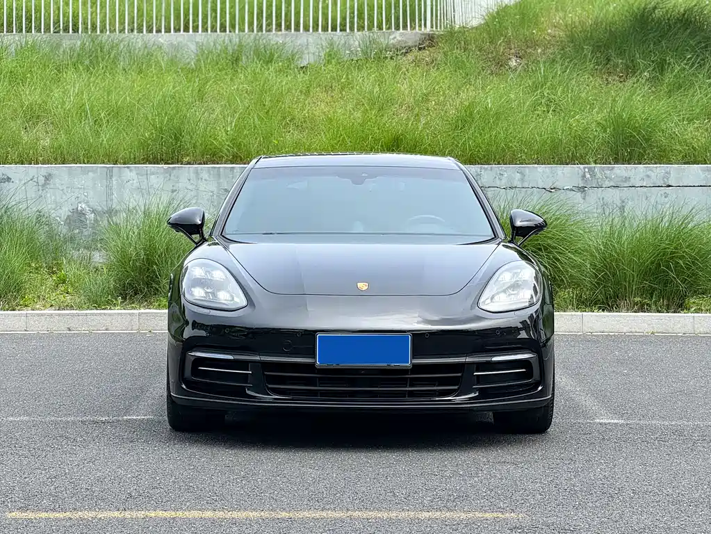 Porsche Panamera 2017 Panamera 4 Executive Long Wheelbase 3.0T
