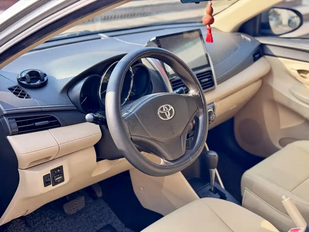 Toyota Vios — миниатюра 5