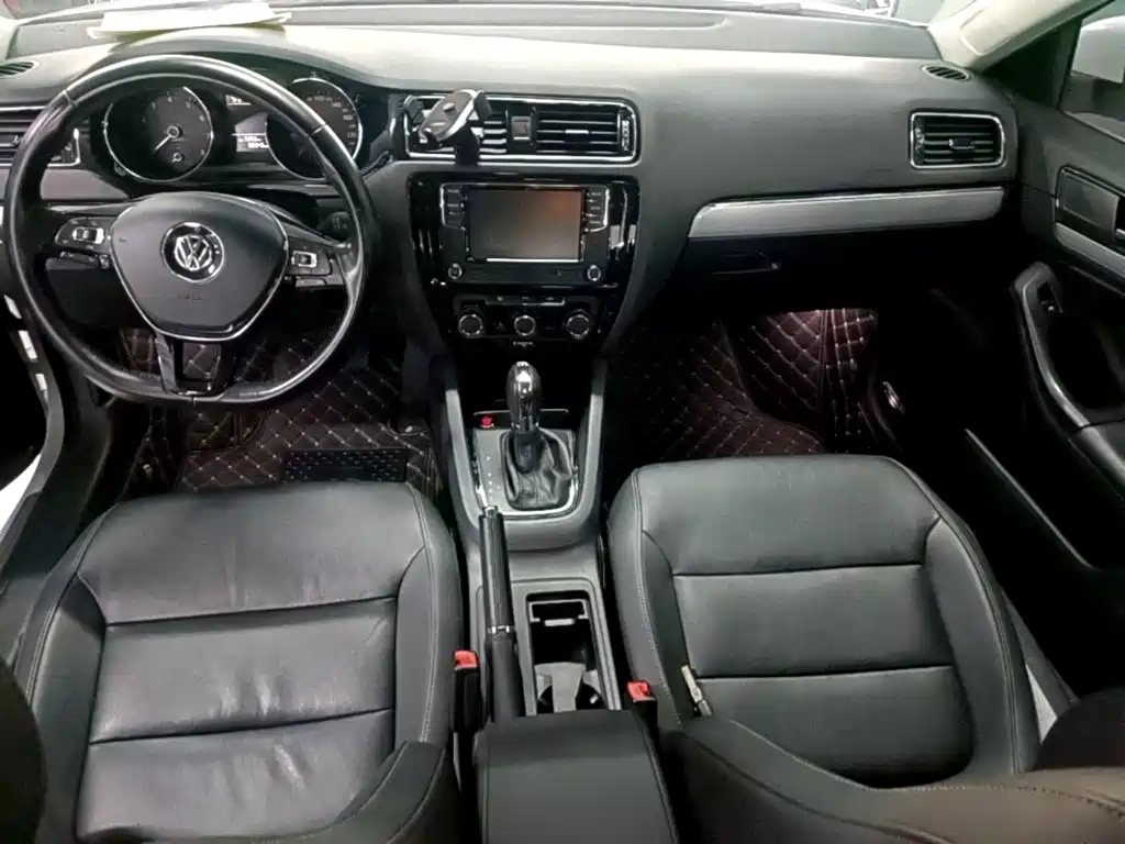 Volkswagen Sagitar — миниатюра 10