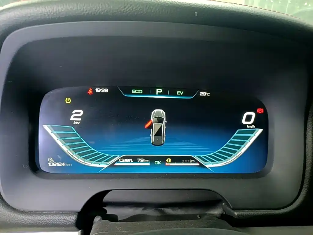 BYD Tang New Energy — миниатюра 12