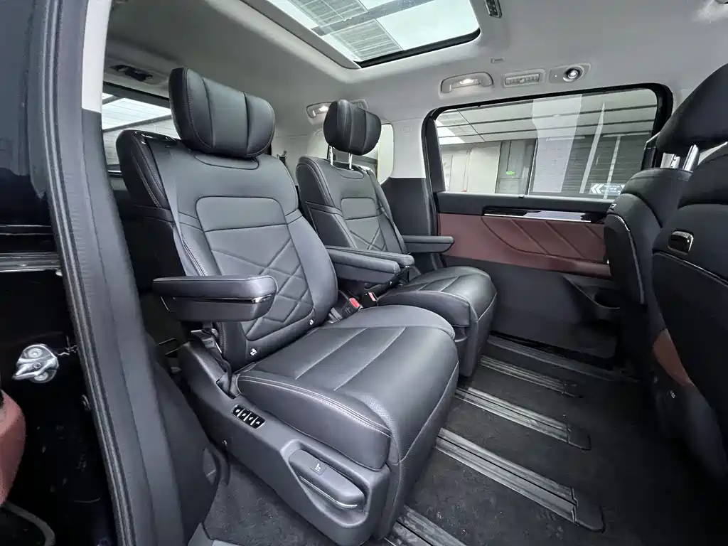 GAC TRUMPCHI E8 NEW ENERGY