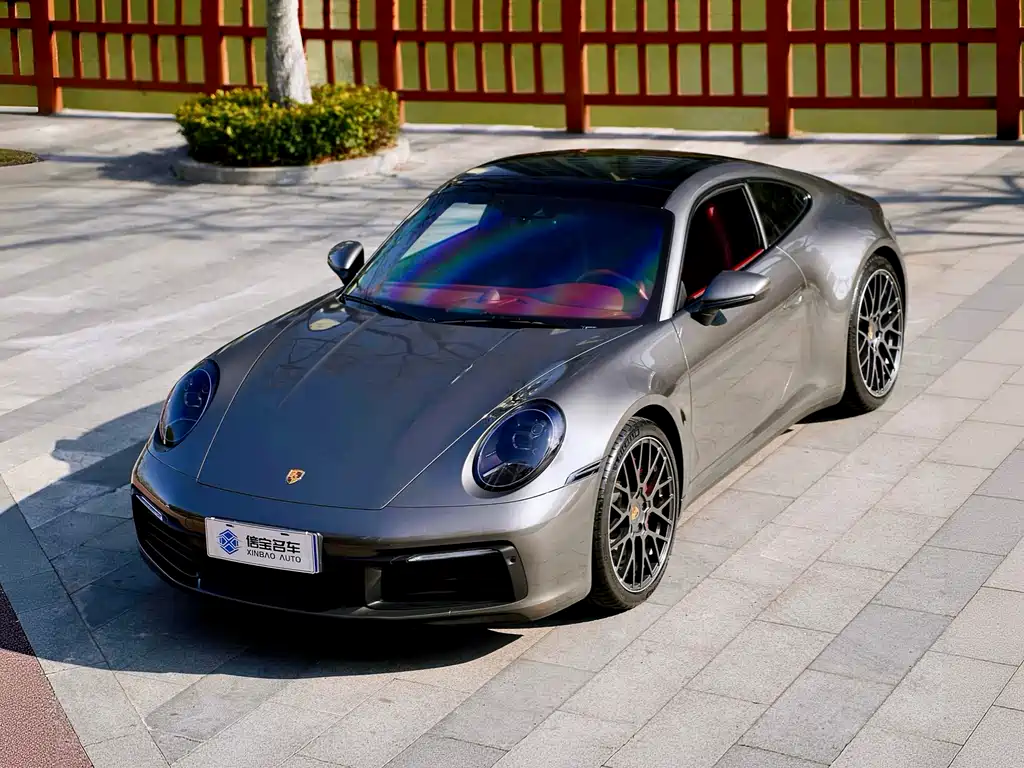 Porsche 911 2021