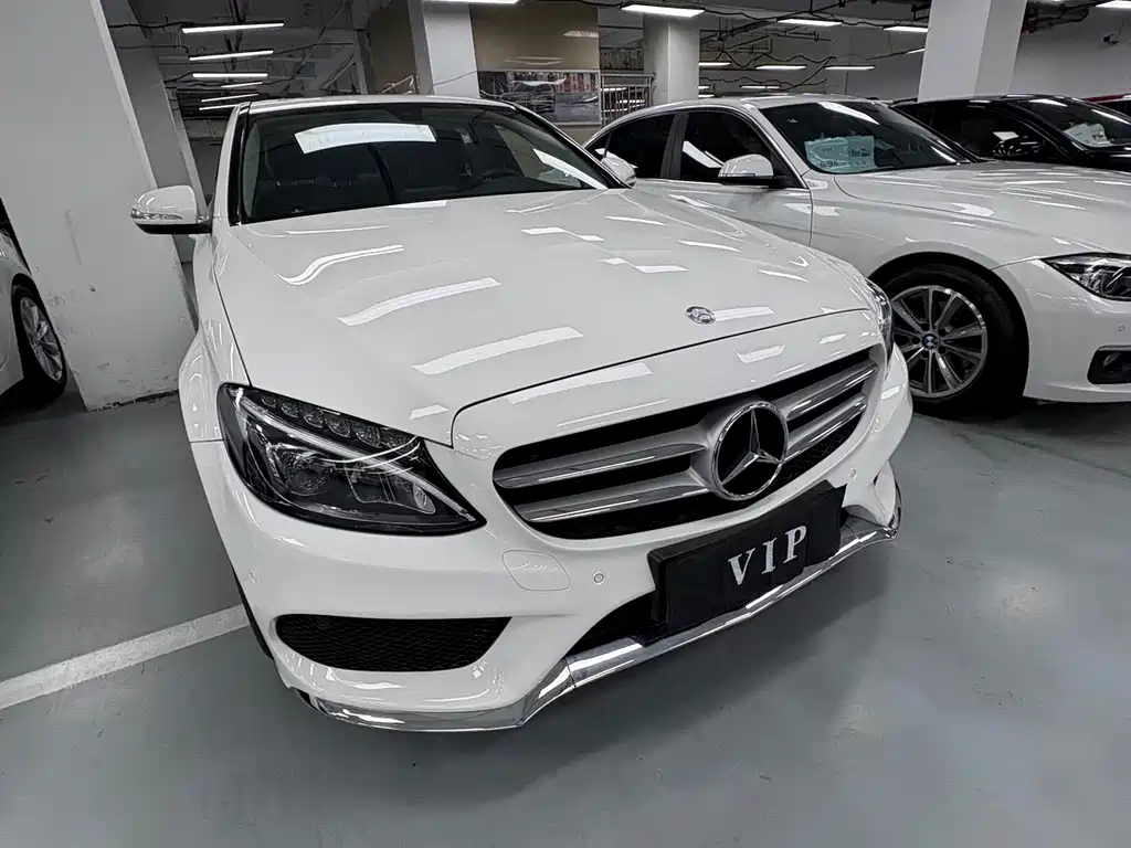 Mercedes-Benz C-Class — миниатюра 3