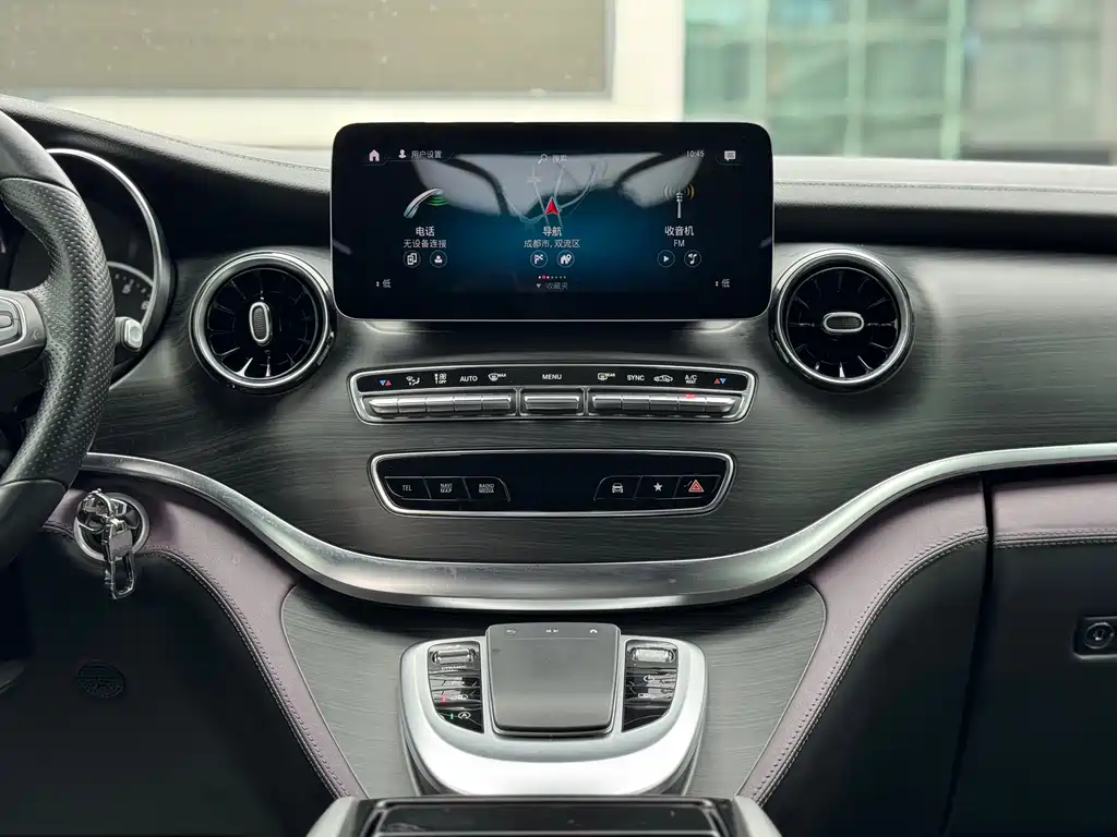 MERCEDES-BENZ V CLASS