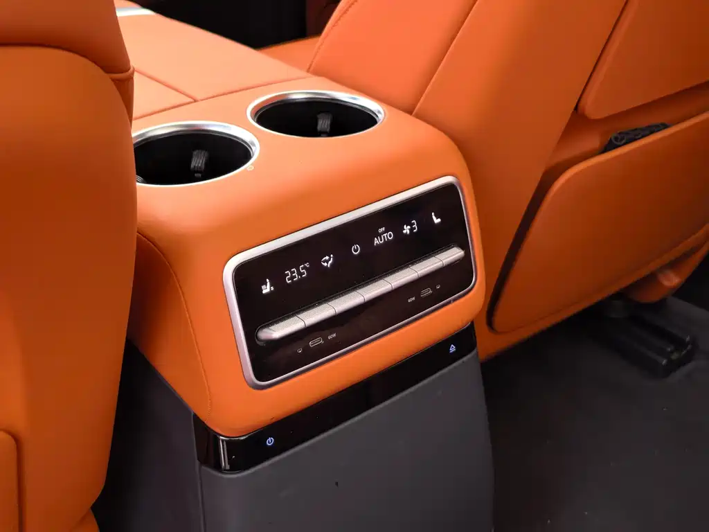 Li Auto Li L9 — миниатюра 18