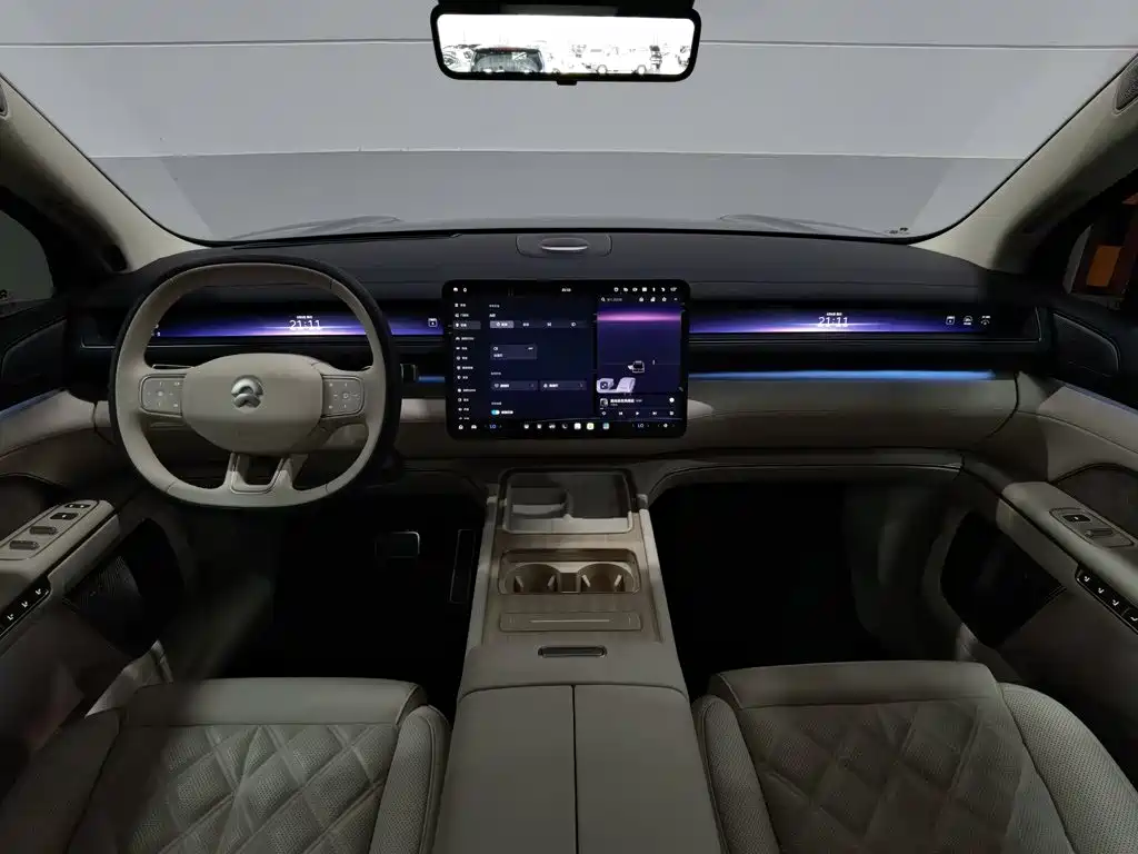 NIO ES8 — миниатюра 5