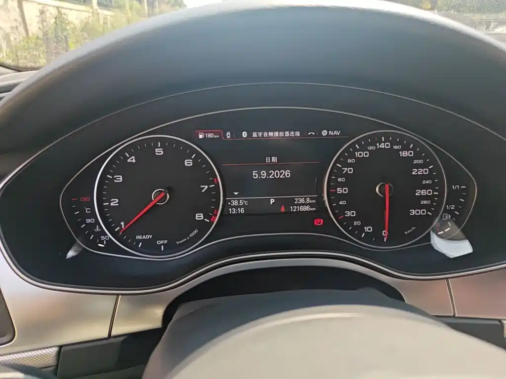 Audi A6L — миниатюра 12