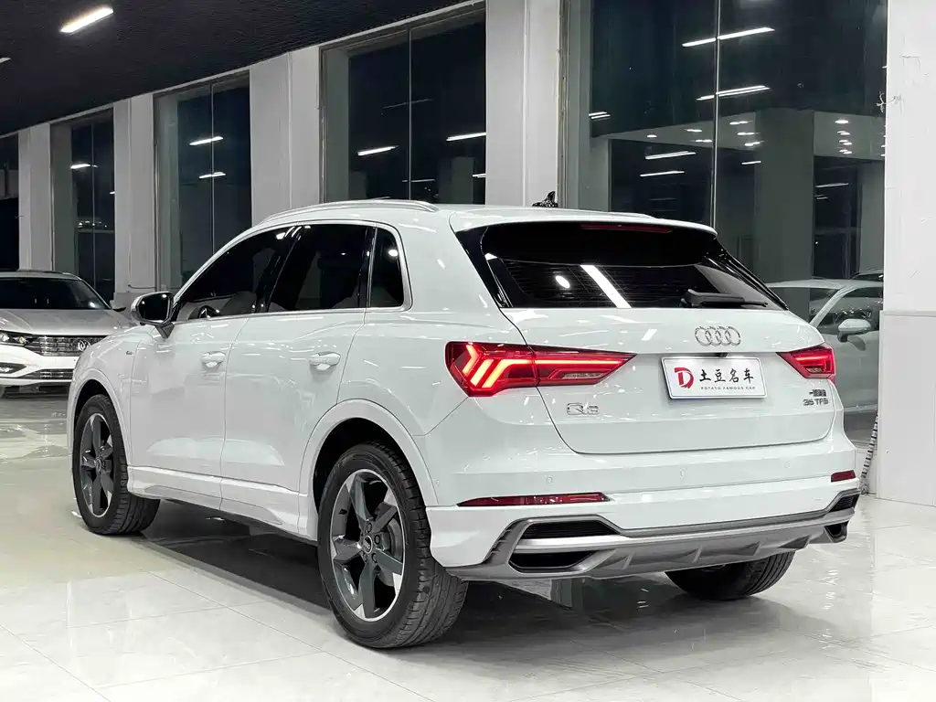 Audi Q3 2022 35 TFSI Fashion