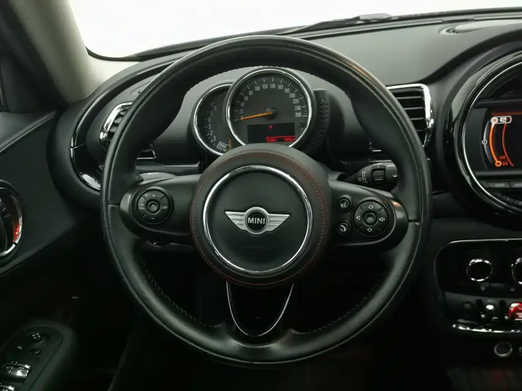 MINI Mini Clubman — миниатюра 11