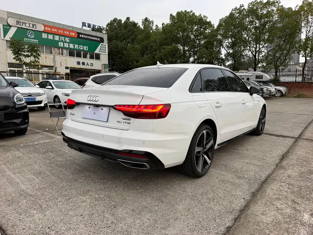 Audi A4L — миниатюра 4