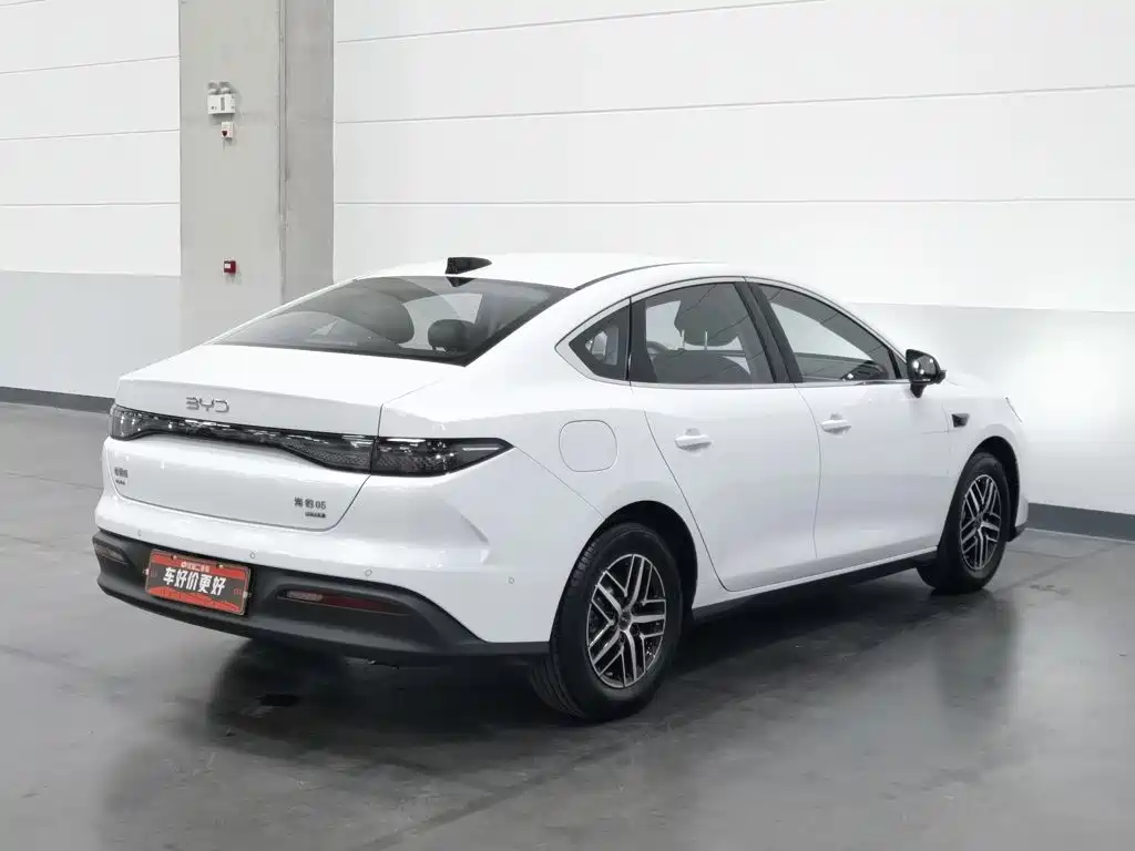 BYD Seal 05 DM-i — миниатюра 2