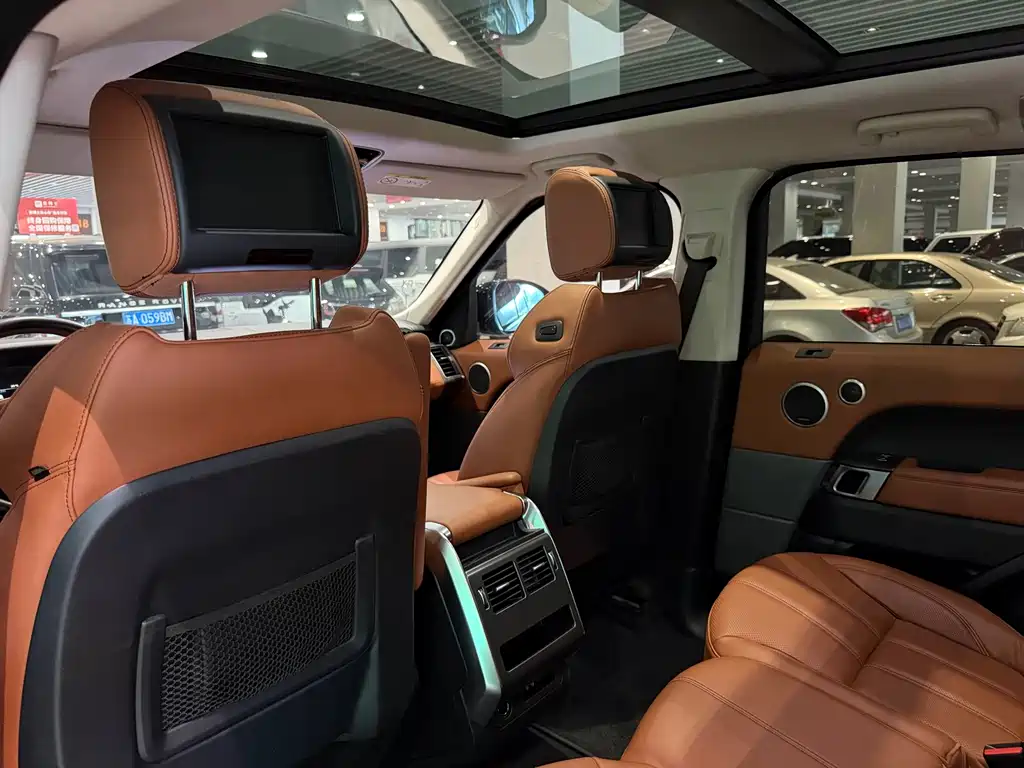 Land Rover Sport — миниатюра 6
