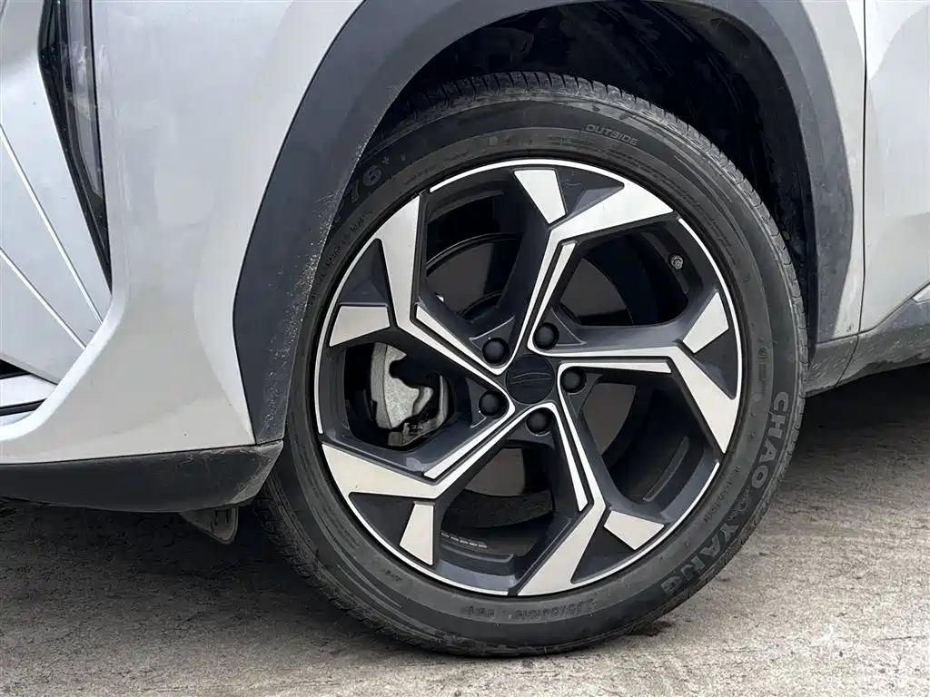 Geely Boyue L — миниатюра 6