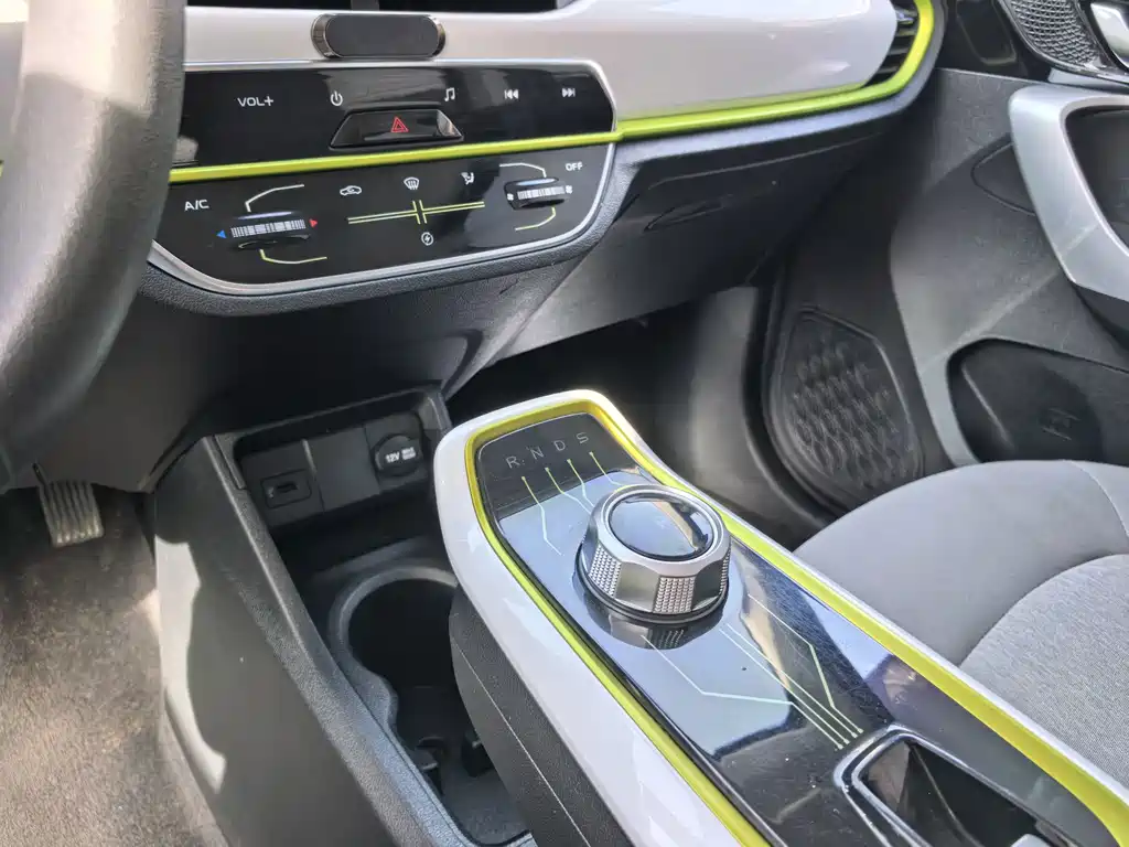 Changan Benben E-Star — миниатюра 5