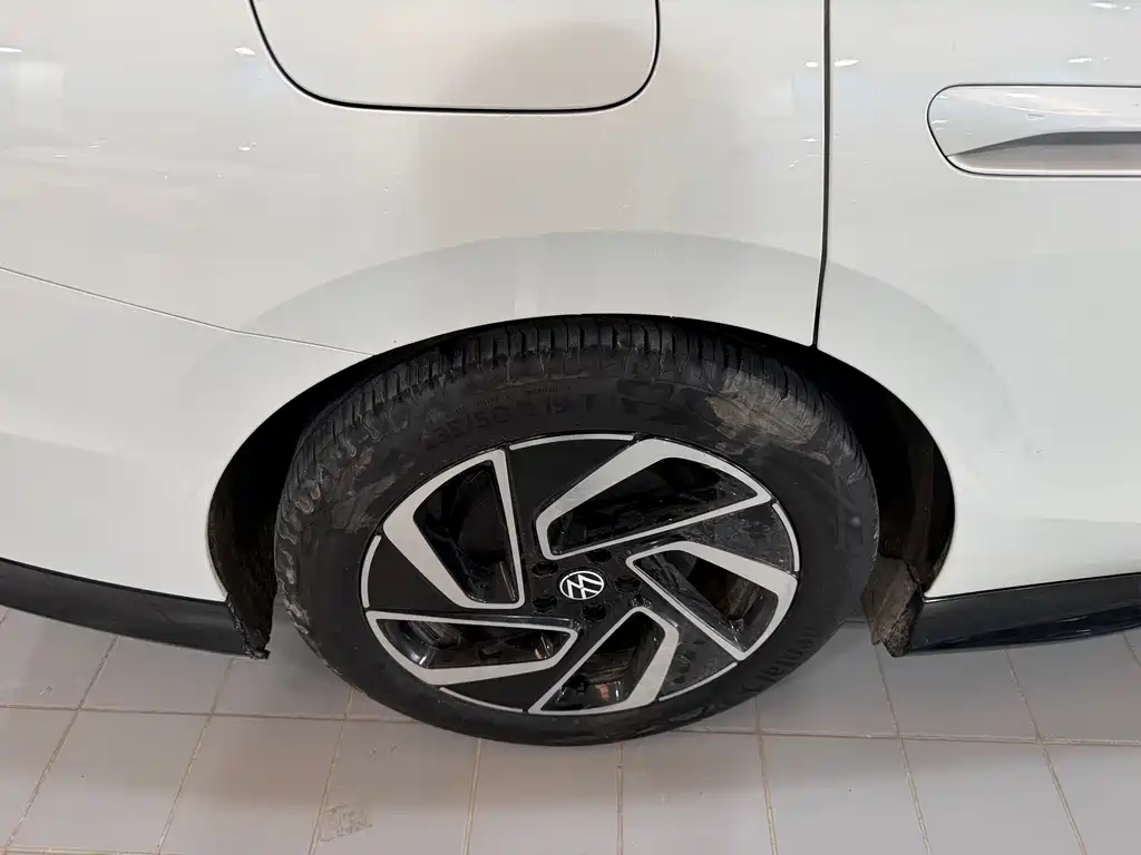 VOLKSWAGEN ID.7 VIZZION